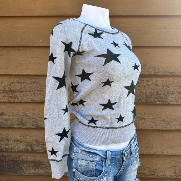 Wet Seal Womens XS Gray & Black Star Print Long Sleeve Knit Sweater - Picture 6 of 8